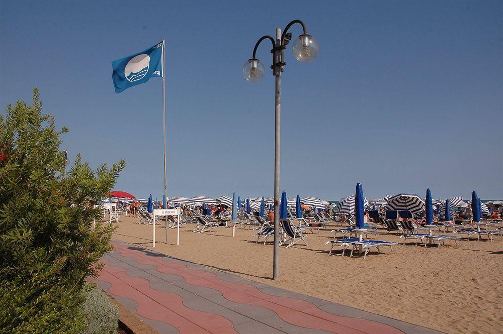 Hotel Moderno Lido di Jesolo Zewnętrze zdjęcie